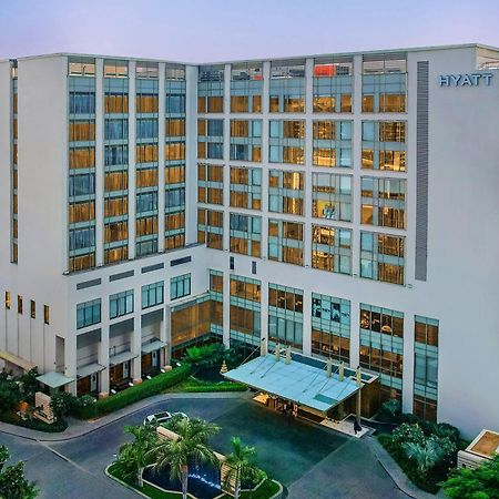 Hyatt Ahmedabad Hotel Exterior photo