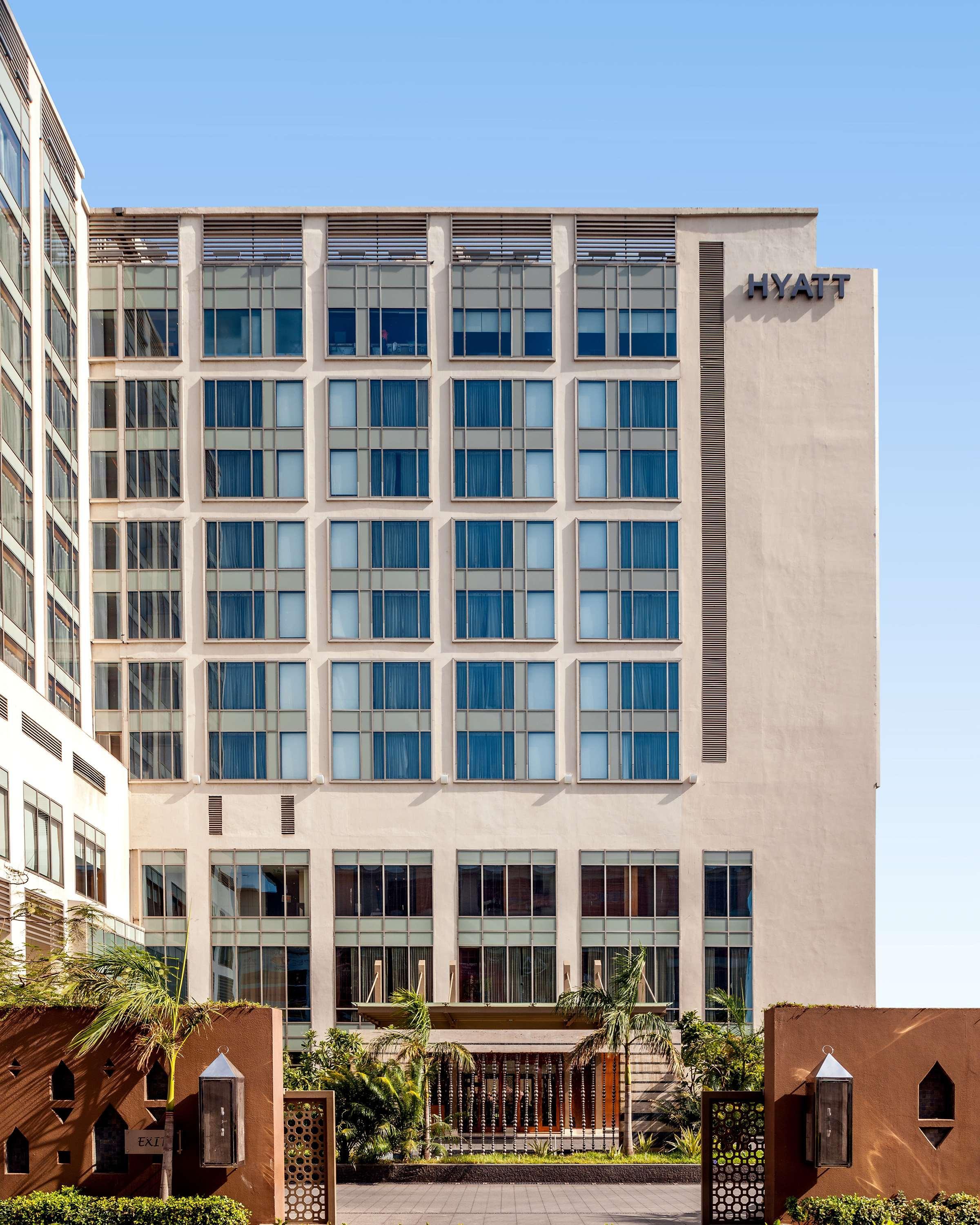 Hyatt Ahmedabad Hotel Exterior photo