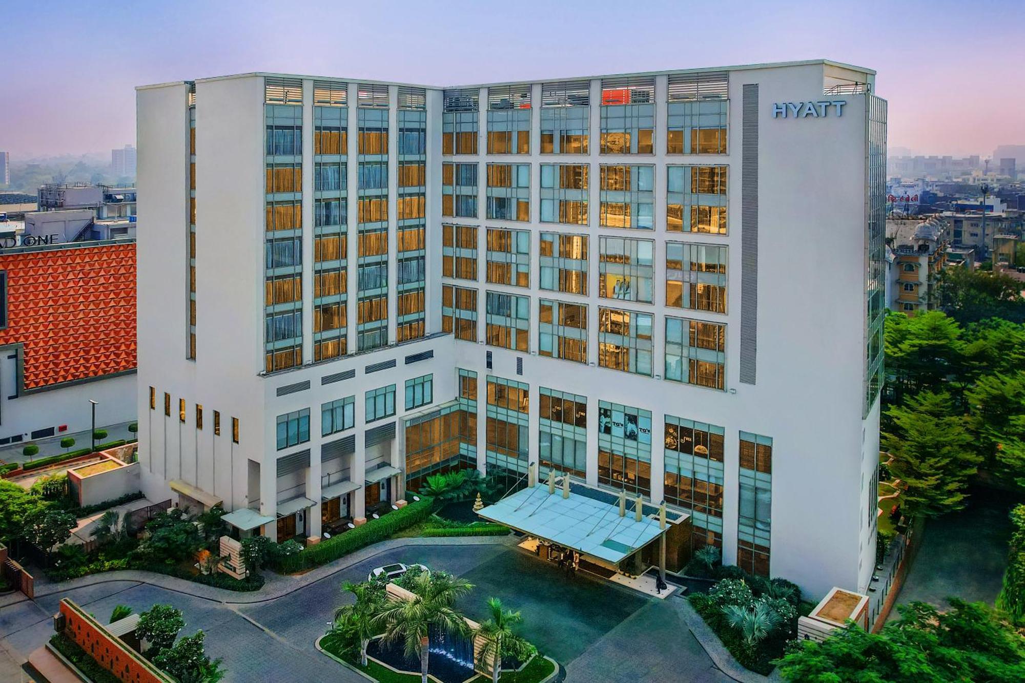 Hyatt Ahmedabad Hotel Exterior photo